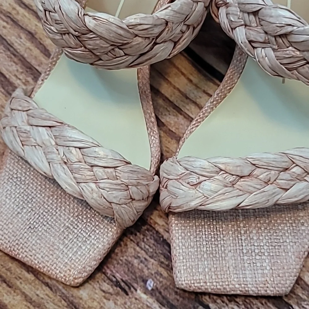 Dolce Vita Paily Raffia Heels - Picture 11 of 12